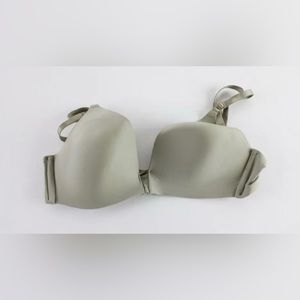 New with tag! VICTORIA’S SECRET Bra Size 34B Adjustable Straps